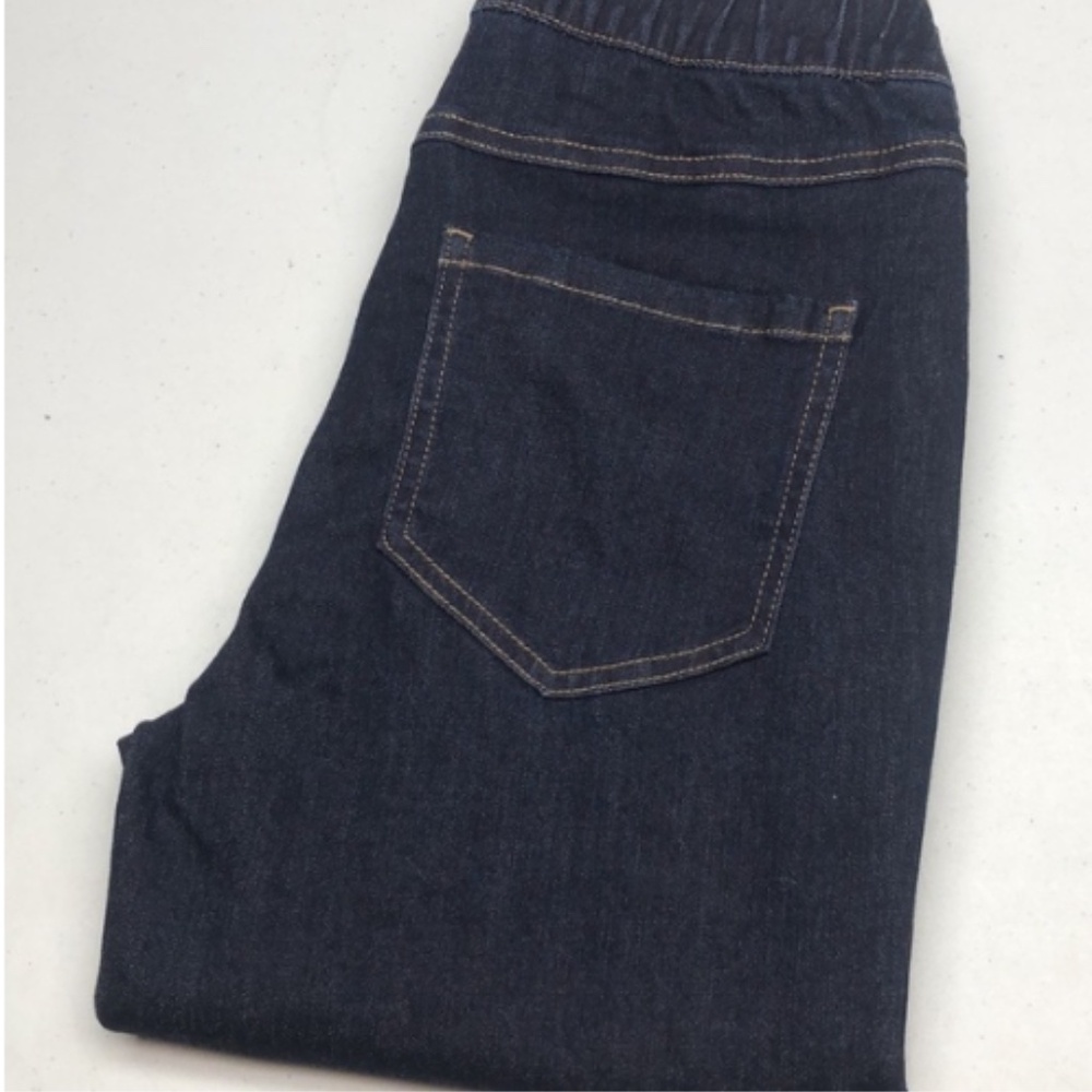 LIKE NEW SILVER INFINITE SKINNY JEANS 28x27 ⭐️